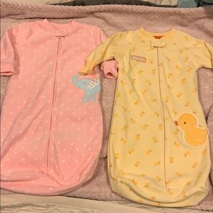 Lot of two Carters sleep sacks 0-9 months
